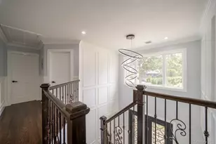 17 Park Dr E, Syosset, NY 11791 - Photo 18