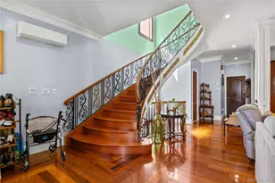 10-11 Bay 24th St, Far Rockaway, NY 11691 - Photo 4