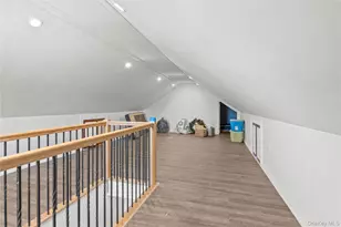 10-11 Bay 24th St, Far Rockaway, NY 11691 - Photo 26