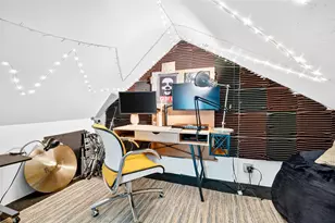 81 Lincoln Ave, Yonkers, NY 10704 - Photo 22