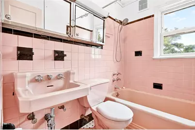 81 Lincoln Avenue, Yonkers, NY 10704 - Photo 16