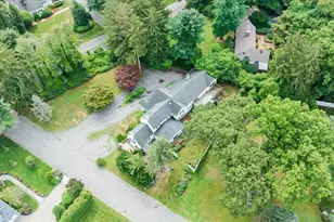 221 Huntington Bay Rd, Huntington, NY 11743 - Photo 8