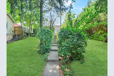 60 S Central Avenue, Nanuet, NY 10954 - Photo 2