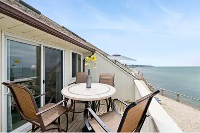 22 Soundview Drive #207, Montauk, NY 11954 - Photo 6