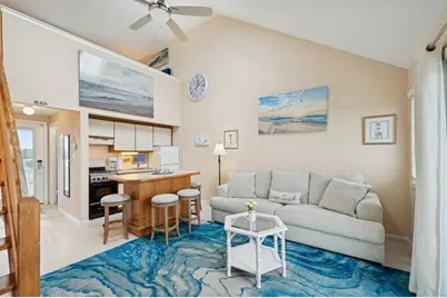 22 Soundview Drive #207, Montauk, NY 11954 - Photo 2