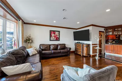 50-43 192nd Street, Fresh Meadows, NY 11365 - Photo 10