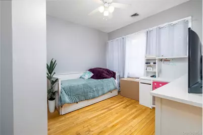 49 Barnes Street, Long Beach, NY 11561 - Photo 8