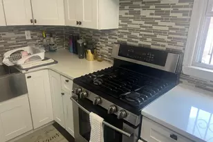 37-13 104th St, Corona, NY 11368 - Photo 6