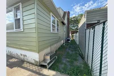 25519 148th Avenue, Rosedale, NY 11422 - Photo 10