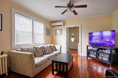 59 Depan Avenue, Floral Park, NY 11001 - Photo 4