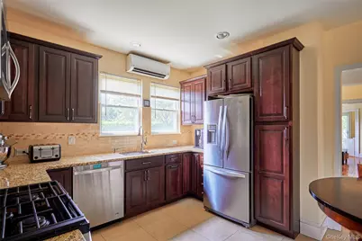 59 Depan Avenue, Floral Park, NY 11001 - Photo 8