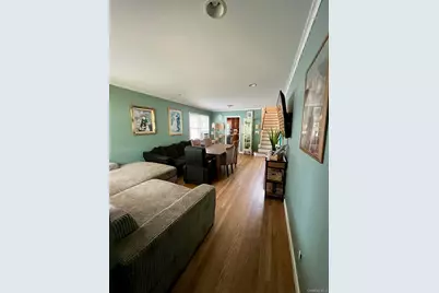 59 Dunwood Road, Port Washington, NY 11050 - Photo 4