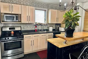 332 South St, Newburgh, NY 12550 - Photo 12