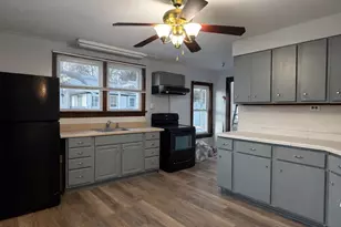 56 Sullivan St, Wurtsboro, NY 12790 - Photo 4