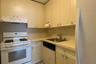 61-20 Grand Central Pkwy, Forest Hills, NY 11375 - Photo 4