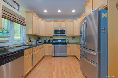 5 Park Avenue, New City, NY 10956 - Photo 10