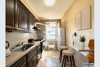 27-04 Parsons Boulevard #6, Flushing, NY 11354 - Photo 4