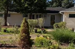 7 Swartout Pl, Amityville, NY 11701 - Photo 22