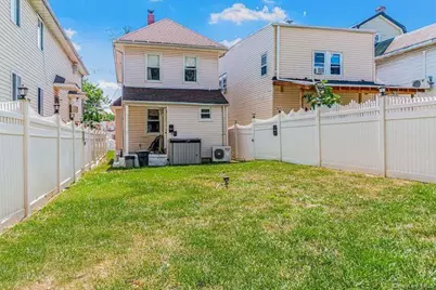 14415 Tuskegee Airmen Way, Jamaica, NY 11435 - Photo 2