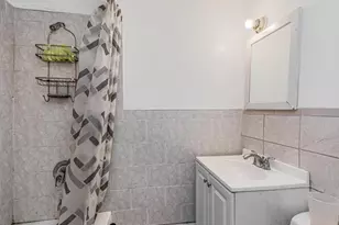 3863 Laconia Ave, Bronx, NY 10469 - Photo 10