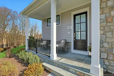 22 Carriage Lane, Chappaqua, NY 10514 - Photo 2