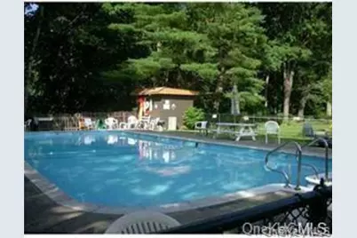 10 Oakwood Terrace #18, New Windsor, NY 12553 - Photo 24