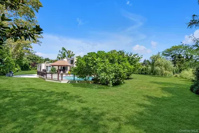 10 Macy Drive, Hewlett Bay Park, NY 11557 - Photo 28