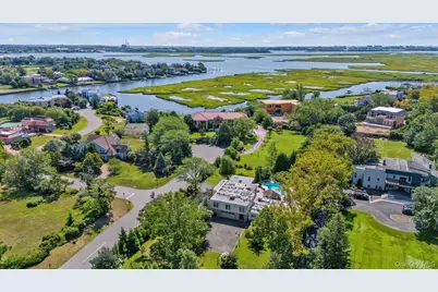 10 Macy Drive, Hewlett Bay Park, NY 11557 - Photo 46