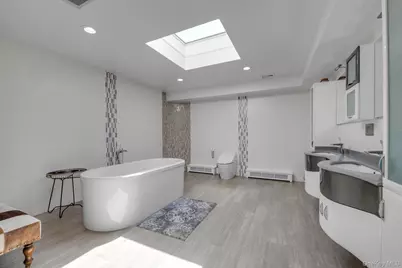 10 Macy Drive, Hewlett Bay Park, NY 11557 - Photo 14