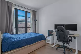 21-10 44th Dr, Long Island City, NY 11101 - Photo 10