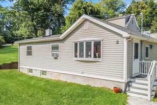 5 Spruce St, Lake Peekskill, NY 10537 - Photo 2