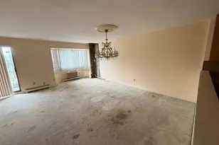 1086 E 73rd St, Brooklyn, NY 11234 - Photo 2