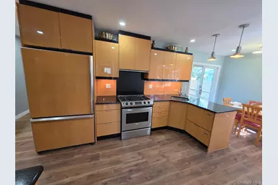 2711 W Alder Road, Bellmore, NY 11710 - Photo 2