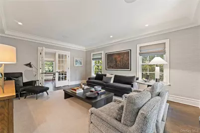 217 Rock Creek Lane, Scarsdale, NY 10583 - Photo 8