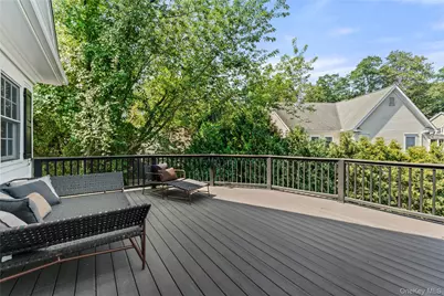 217 Rock Creek Lane, Scarsdale, NY 10583 - Photo 14