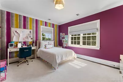 217 Rock Creek Lane, Scarsdale, NY 10583 - Photo 16