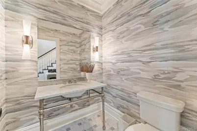 217 Rock Creek Lane, Scarsdale, NY 10583 - Photo 10