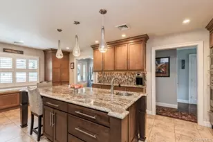 330 Private Rd, Patchogue, NY 11772 - Photo 20