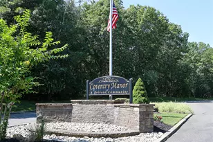 5 Amesworth Ct, Middle Island, NY 11953 - Photo 2