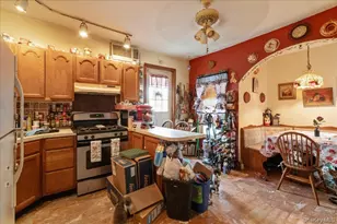 97-25 102nd St, Ozone Park, NY 11416 - Photo 18