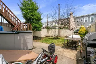 97-25 102nd St, Ozone Park, NY 11416 - Photo 26