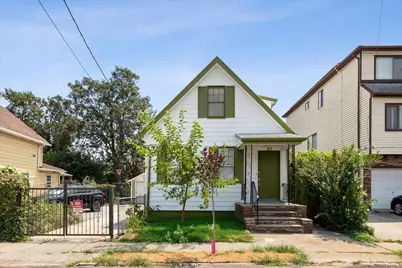 315 Oder Avenue, New York, NY 10304 - Photo 1