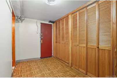 1036 Metcalf Avenue, Bronx, NY 10472 - Photo 22