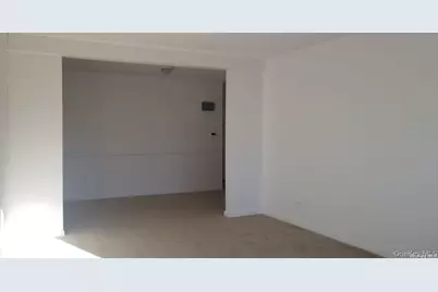 73-45 210th Street Apt #4B, Bayside, NY 11364 - Photo 8