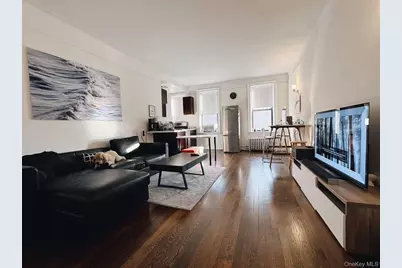 160-15 Powells Cove Boulevard #A304, Whitestone, NY 11357 - Photo 2