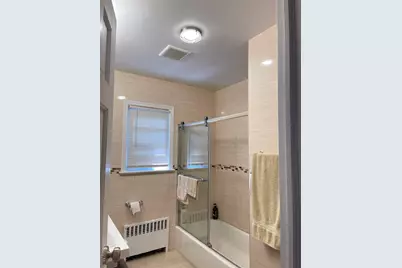 1306 6th Avenue, New Hyde Park, NY 11040 - Photo 10