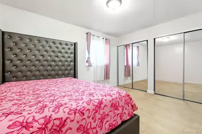 214 Tree Avenue, Central Islip, NY 11722 - Photo 6