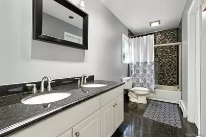 214 Tree Avenue, Central Islip, NY 11722 - Photo 8