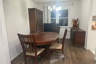 27 E Hamilton Ave, Massapequa, NY 11758 - Photo 4