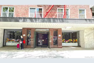 142-05 Roosevelt Avenue #204, Flushing, NY 11354 - Photo 1